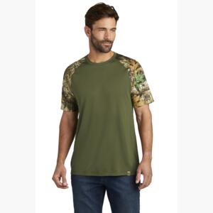 Realtree ® Colorblock Performance Tee Thumbnail